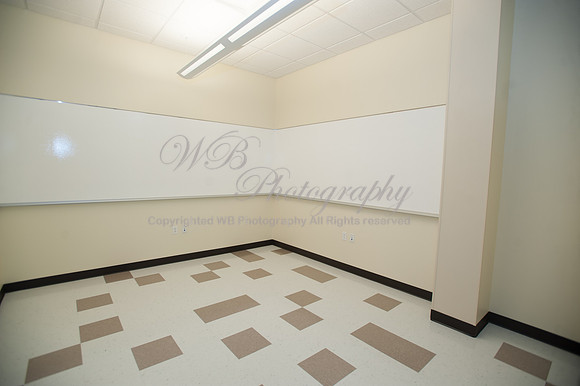 WOB_0443