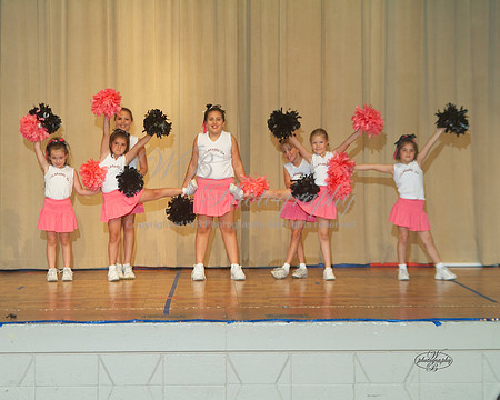 G0031_cheerleaders